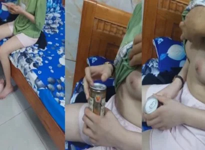 Chàng trai khám em người yêu mới lớn trong phòng nhà nghỉ