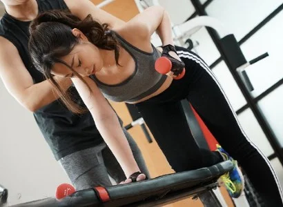 Anh PT số hưởng và người phụ nữ thiếu thốn tình dục quan hệ đầy đam mê